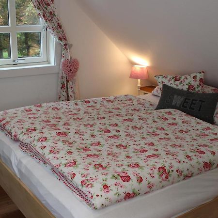 Gemuetliches Gaestezimmer In Ostseenaehe Apartment Stubbendorf Bagian luar foto