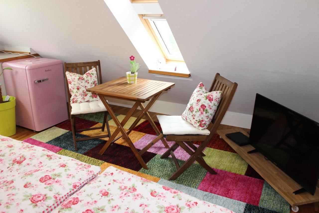 Gemuetliches Gaestezimmer In Ostseenaehe Apartment Stubbendorf Bagian luar foto